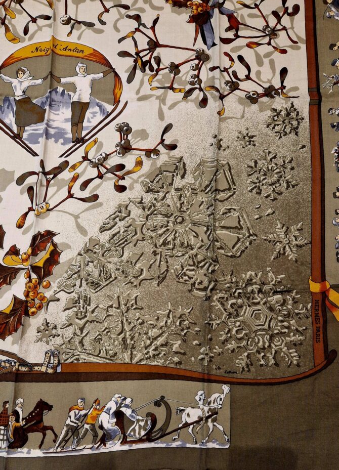 Châle Hermès Soie et cachemire Neige d'Antan  par Cathy Latham 1989 – Image 5