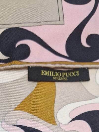 carré en soie Emilio Pucci