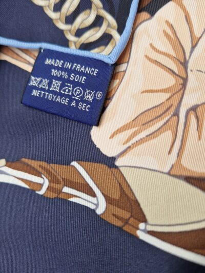 Carré Hermès 65 cm Grand Manège détail