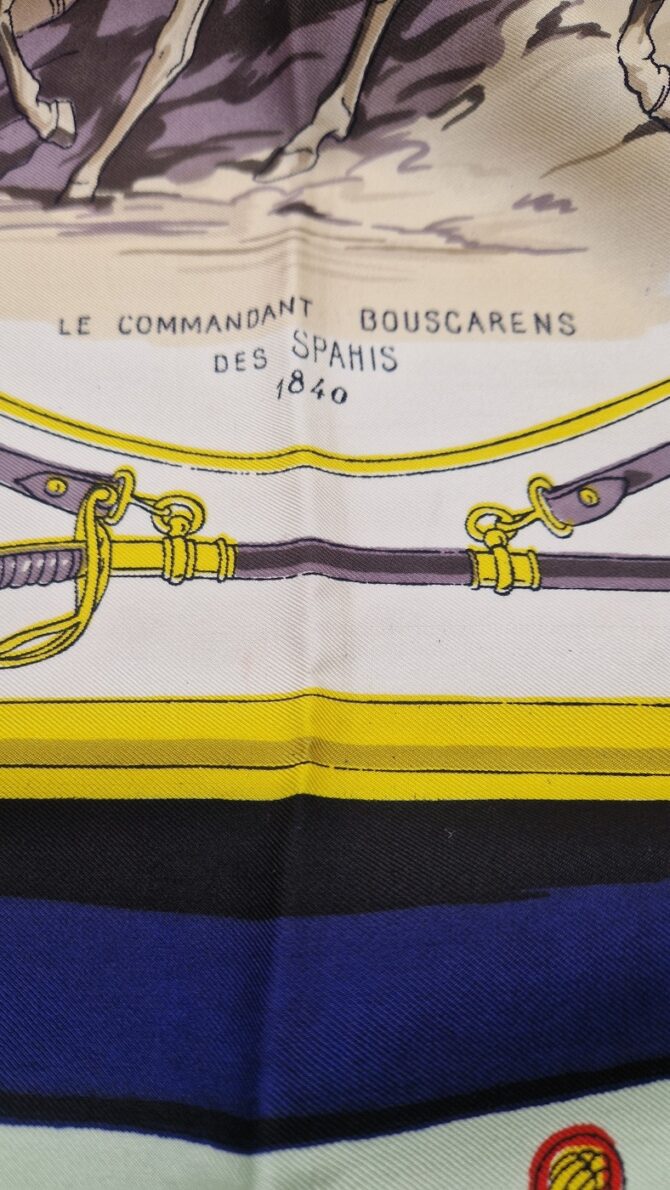 Exceptionnel carré Hermès Saphis marocains par Hugo Grykar 1953 – Image 4