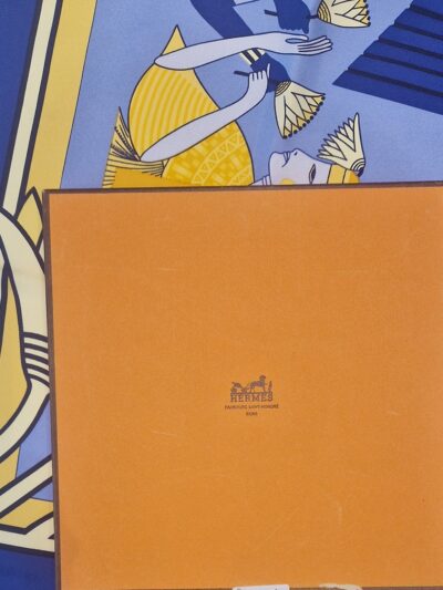 Carré Hermès Papyrus par Joachim Metz à l'état neuf , livré dans sa boîte d'origine