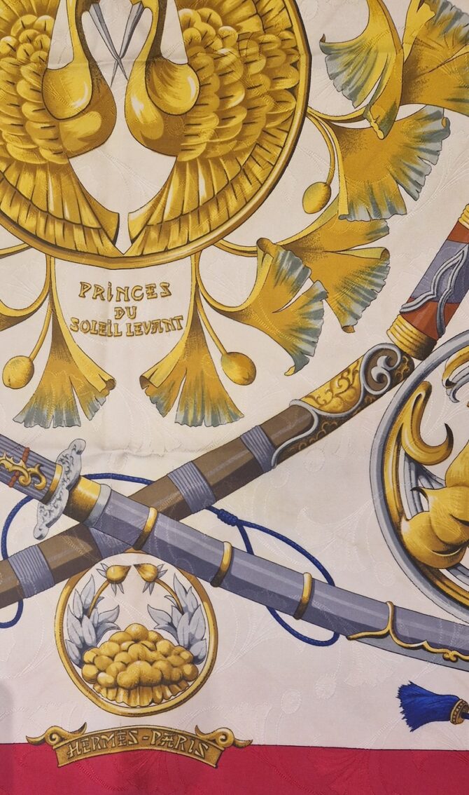 Carré Hermès DAÏMYO Princes du soleil levant par Françoise Faconnet 1991 – Image 3