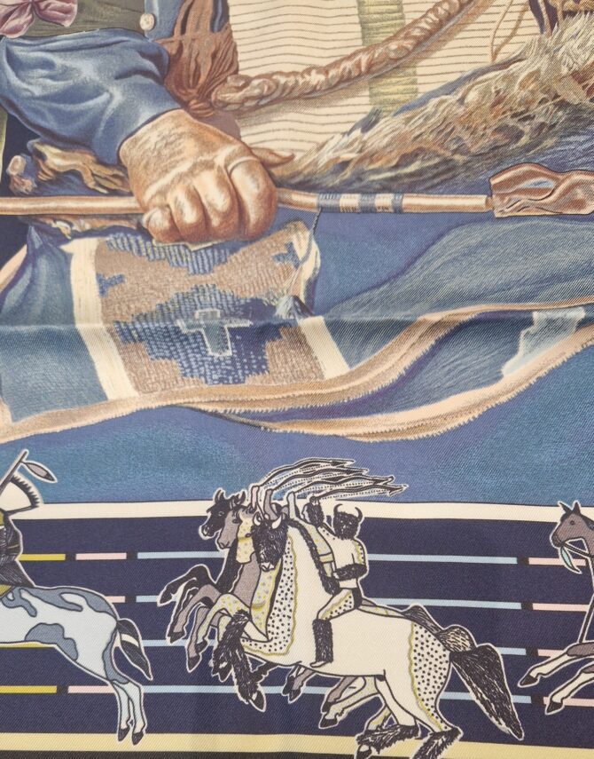 Carré Hermès double face à l'état neuf avec son étiquette L'indien Pani La shar Pawnee par Kermit Oliver – Image 4