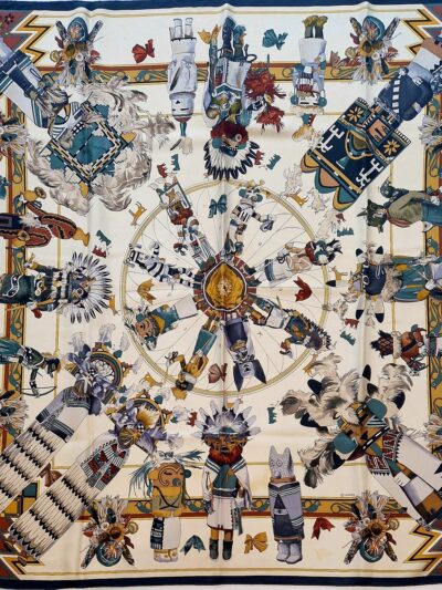 Carré Hermès Kachinas par Kermit Oliver