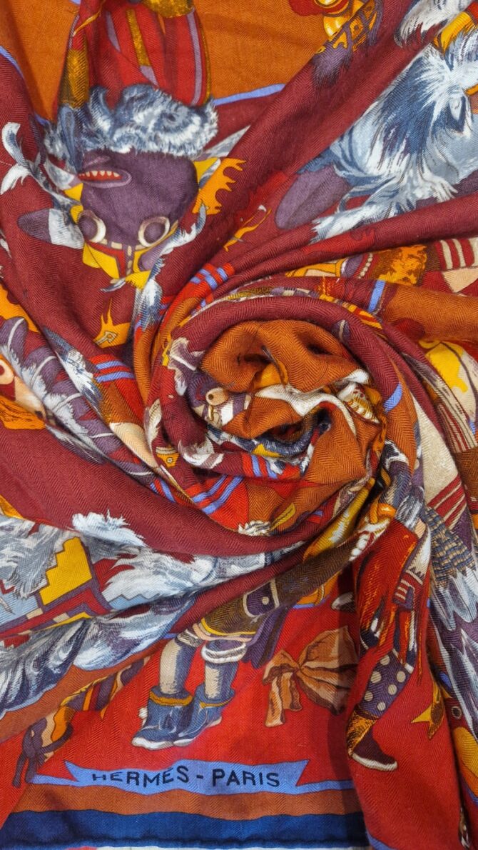 Châle Hermès Cachemire & soie Kachinas par Kermit Oliver – Image 8