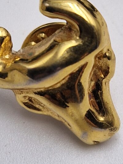 pin's christian lacroix