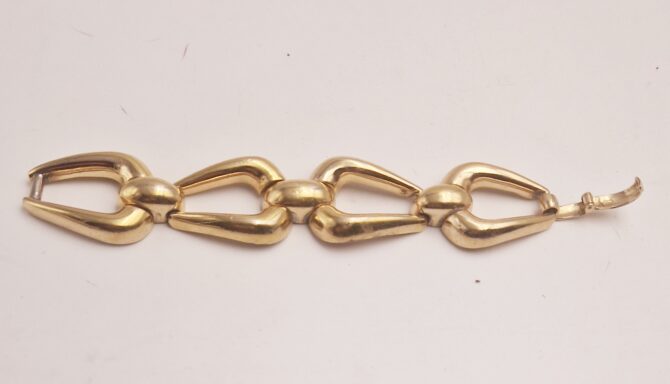 Bracelet signé Christian  Dior vintage années 80 en métal doré – Image 4