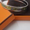 Bracelet Hermès émaillé aux motifs inspiré par le  carré Animapolis 