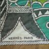 Paréo Hermès aux motifs de poissons stylisés