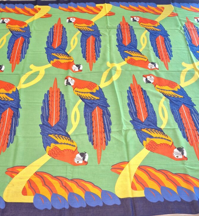 Paréo Hermès aux motifs de  Perroquets – Image 3