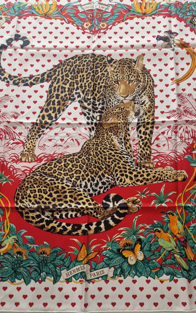 Carré Hermès Jungle Love Love par Robert Dallet et Bali Barret 2020 – Image 3