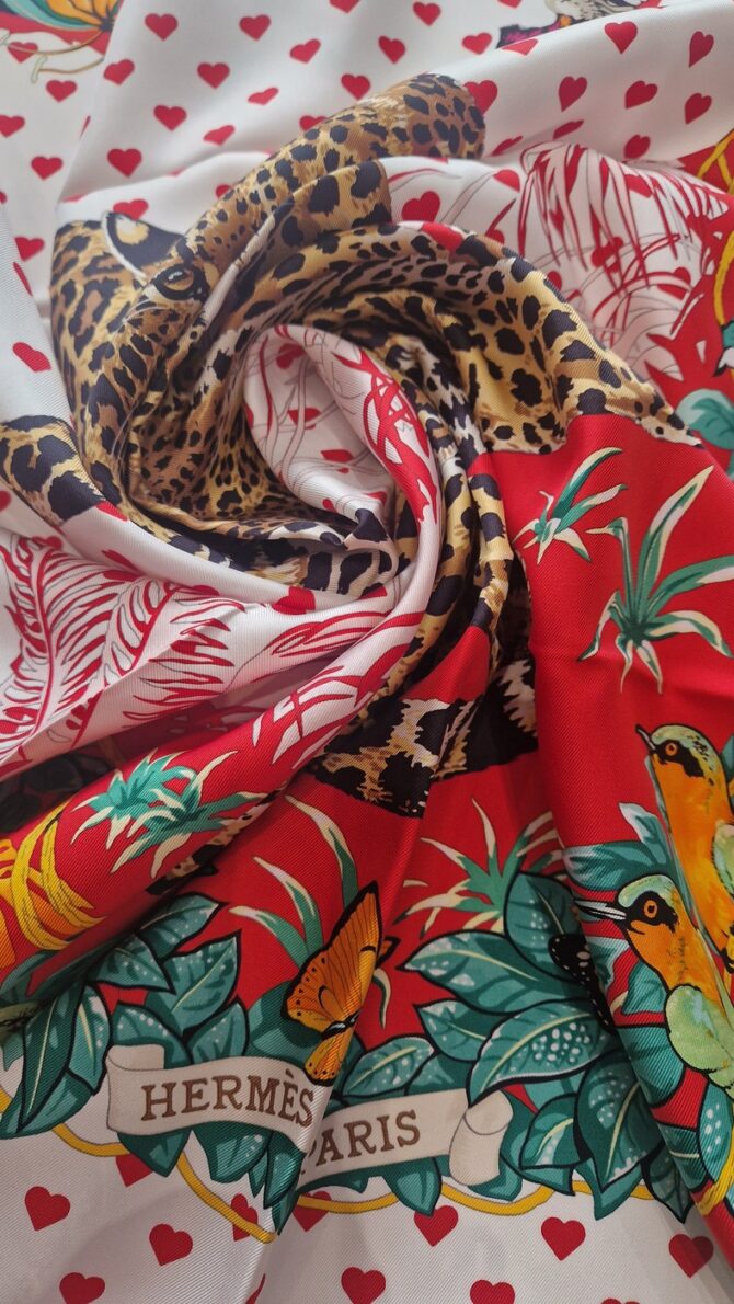 Carré Hermès Jungle Love Love par Robert Dallet et Bali Barret 2020 – Image 6