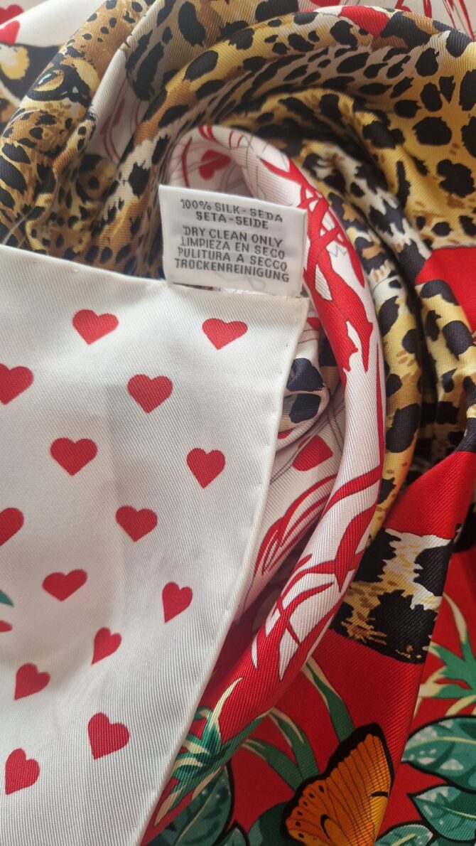 Carré Hermès Jungle Love Love par Robert Dallet et Bali Barret 2020 – Image 7