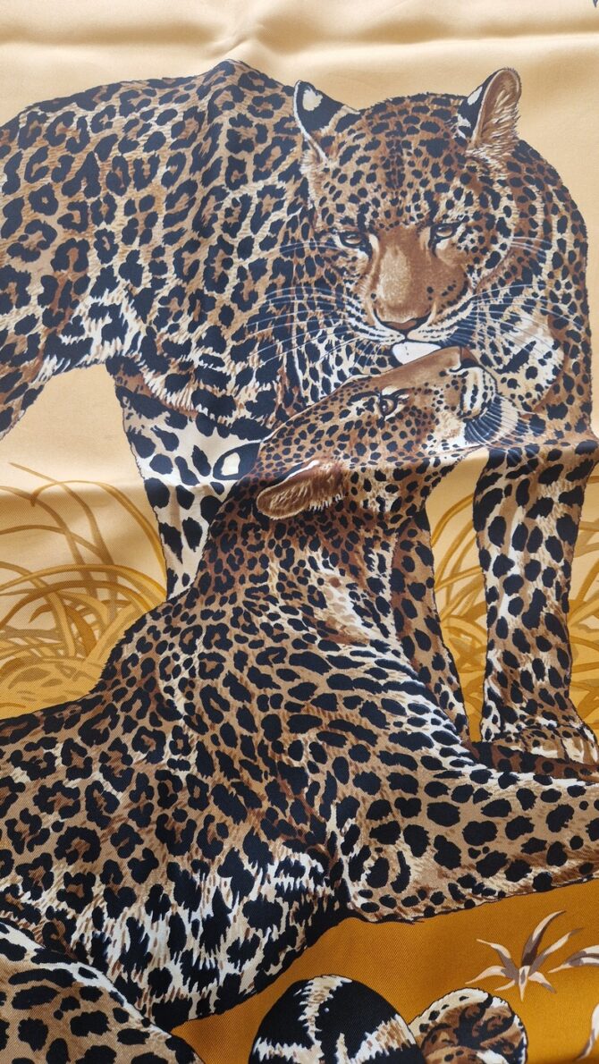 Carré Hermès Jungle Love par Robert Dallet Livré dans sa boîte année 2000 – Image 6
