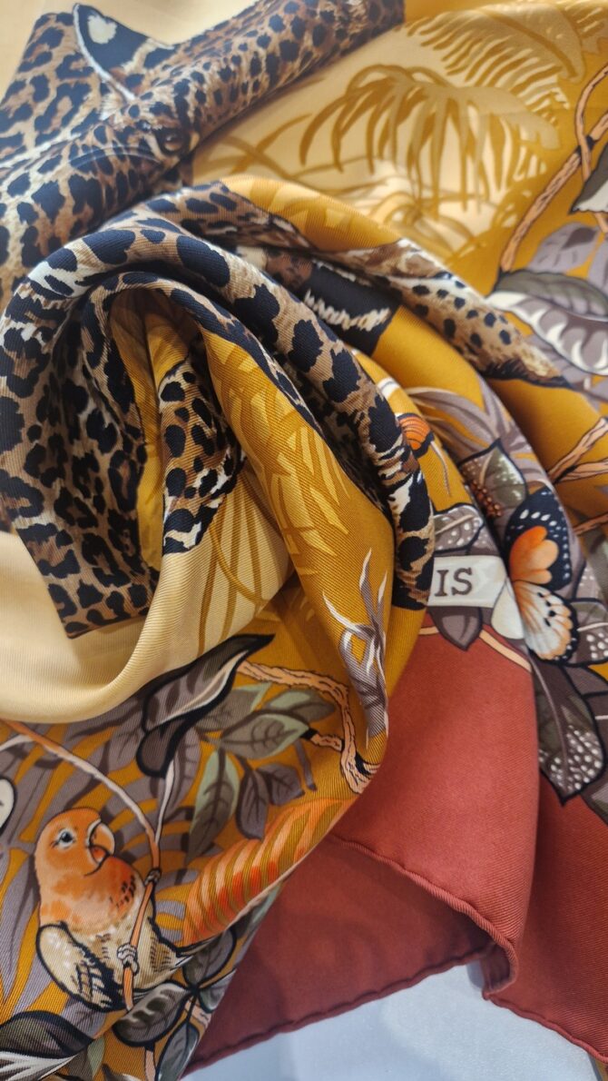 Carré Hermès Jungle Love par Robert Dallet Livré dans sa boîte année 2000 – Image 7