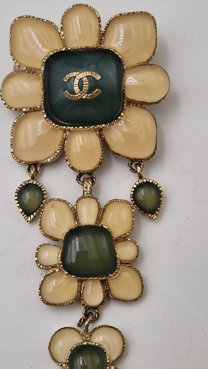 Broche  Chanel  collection croisière Séoul 2016 Etat neuf, jamais portée – Image 4