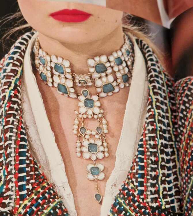 Broche  Chanel  collection croisière Séoul 2016 Etat neuf, jamais portée – Image 8