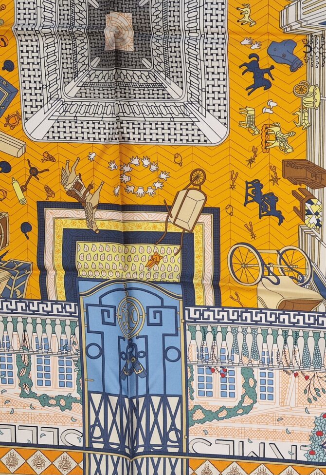 Carré Hermès Objets de curiosité par Rosa Maria Unda Suki année 2022 – Image 4