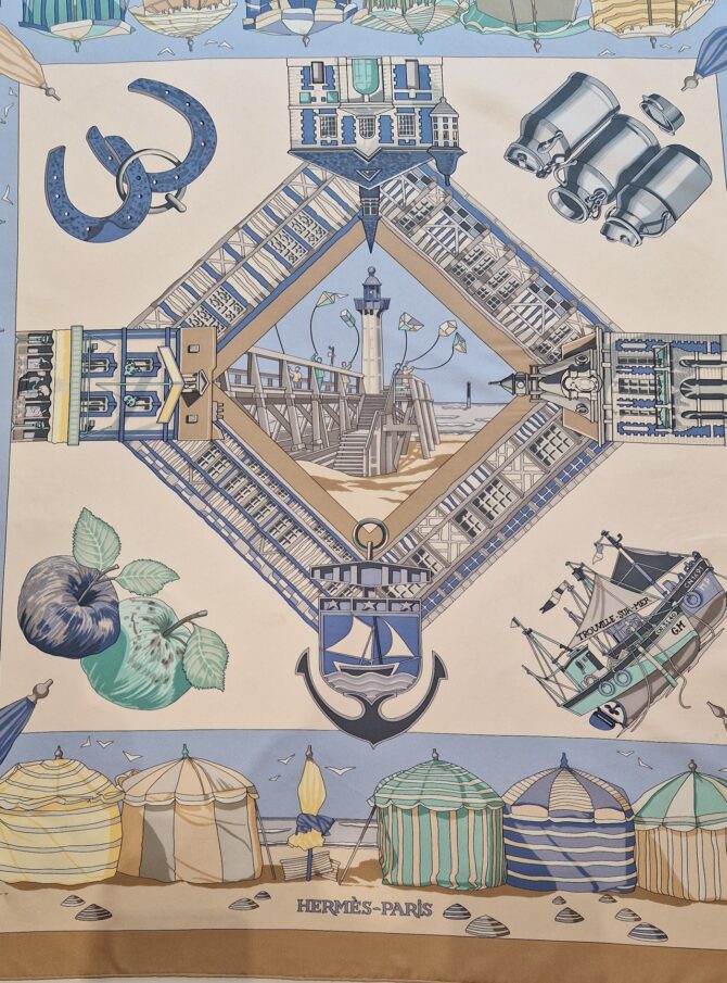 Foulard Hermès Charmes des plages normandes par Loic Dubigeon 1999