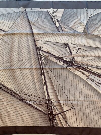 Carré Hermès VENT PORTANT II par Yannick Manier 2003