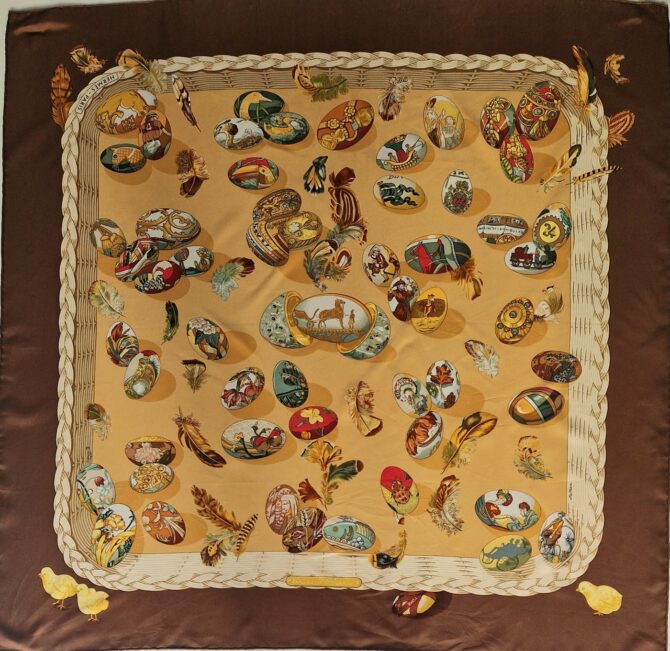 Carré Hermès La couvée d'Hermès par Caty Latham vintage 1994 sur le thème des oeufs de Pâques.