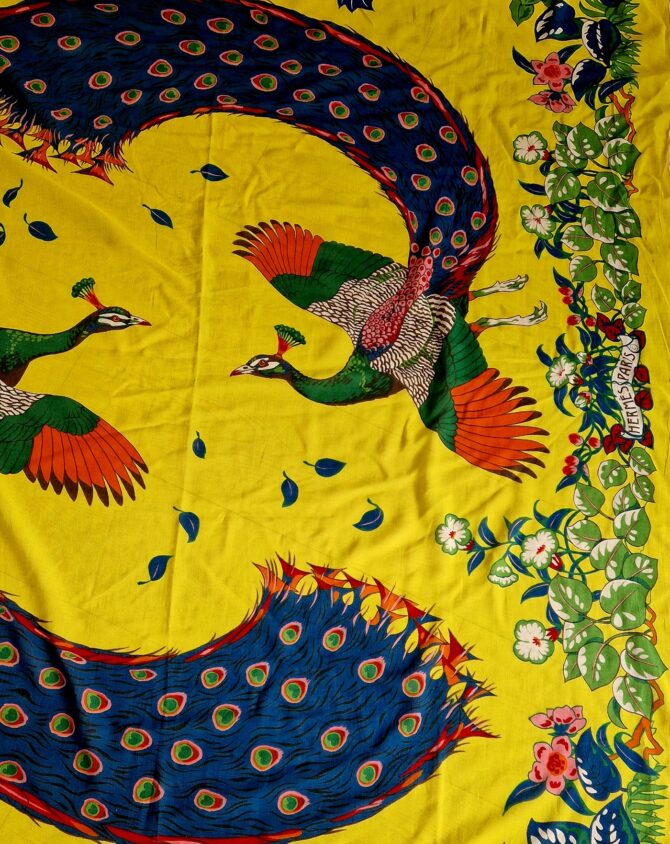 Paréo Hermès aux motifs de  Paons – Image 3