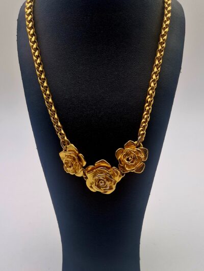 Collier Roses Yves Saint Laurent en métal doré