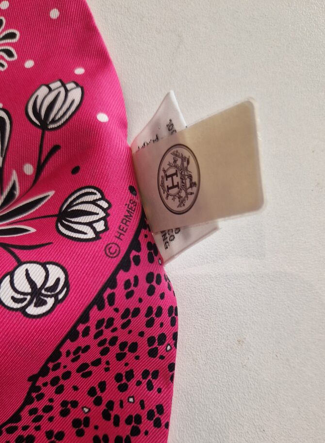 Twilly Hermès Les léopards état neuf dans sa boîte – Image 5