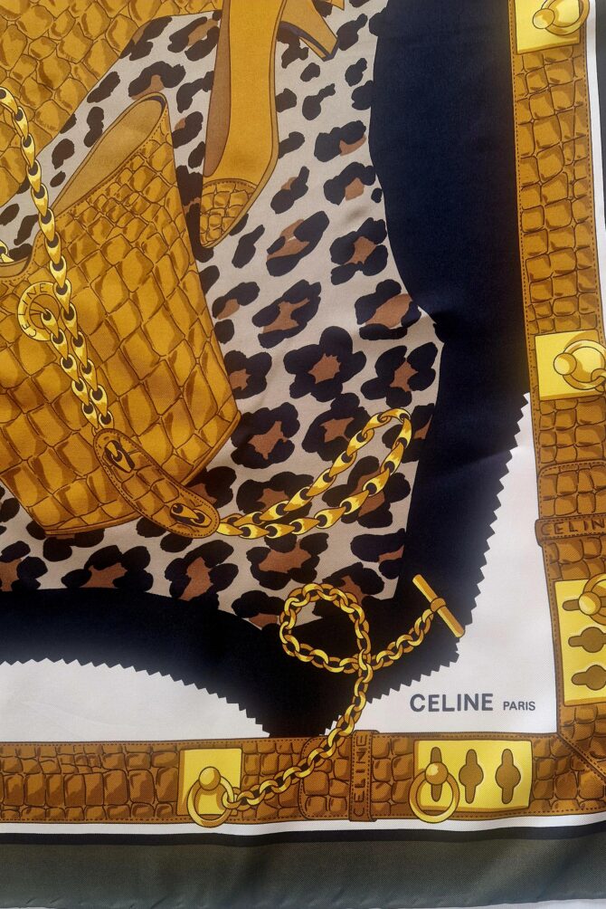 Foulard CELINE Paris Motifs crocodile , bijoux etc – Image 2