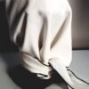Foulard pointu Hermès en soie noir et blanc