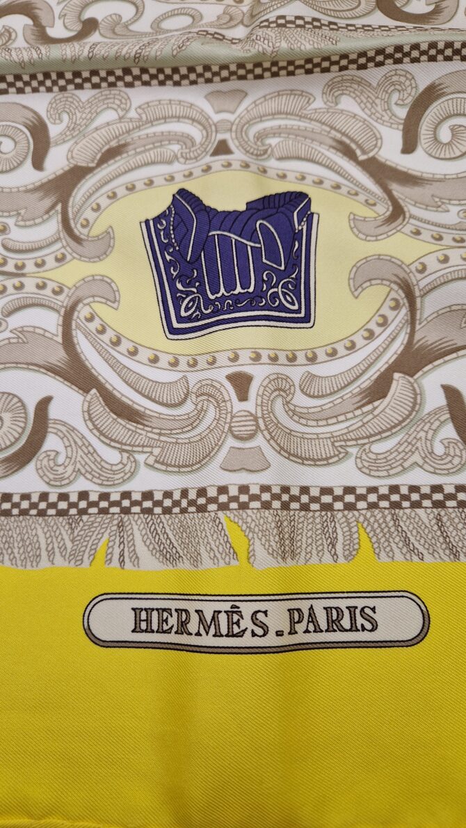 Carré Hermès La Présentation par Christiane Vauzelles 1978