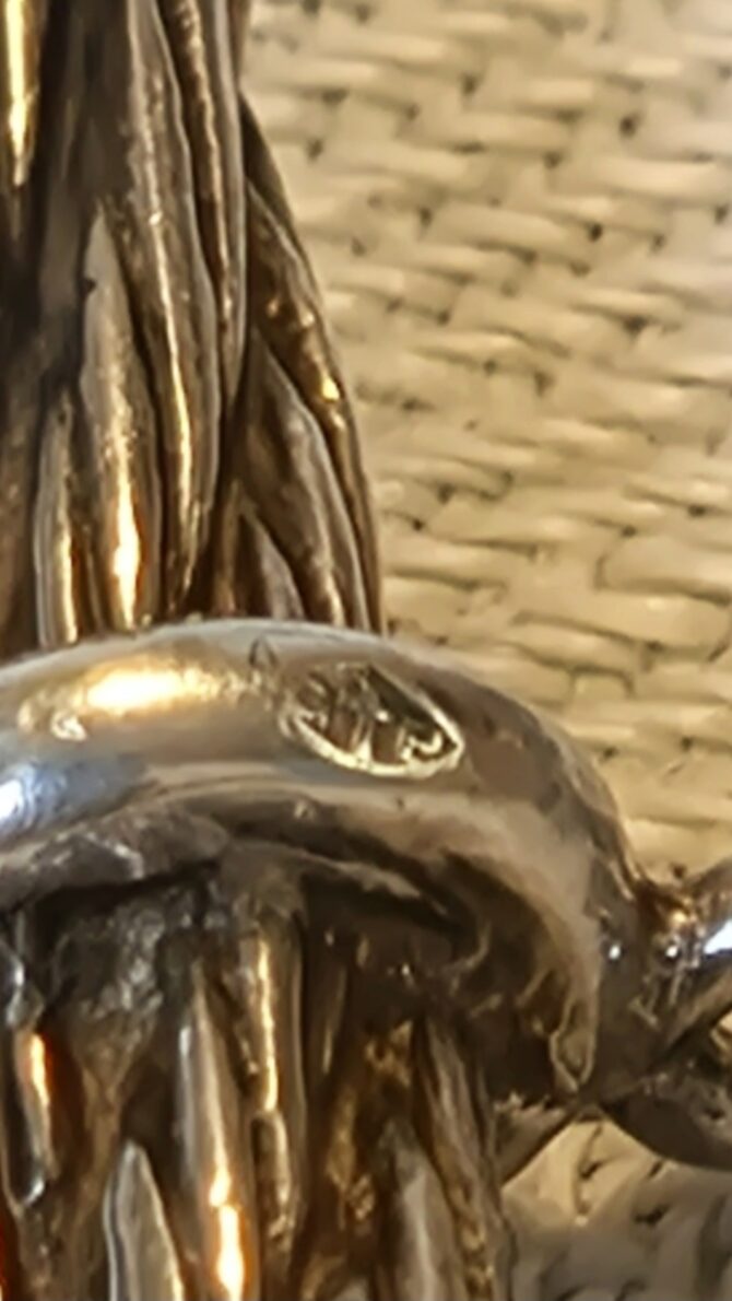 Paire de boutons de manchettes Hermès en argent par Gaetan de Percin dans leur boîte – Image 6