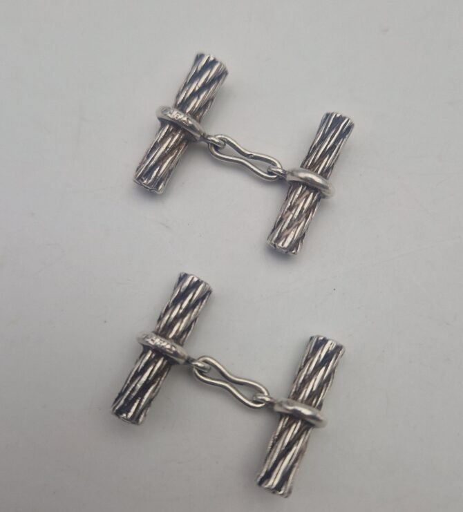 boutons de manchettes Hermès en argent par Gaetan de Percin