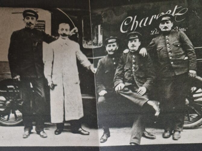 cravate de luxe charvet , le must de la chemiserie la plus célèbre de paris