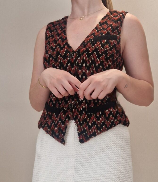 Gilet Chanel en tricot façon tweed