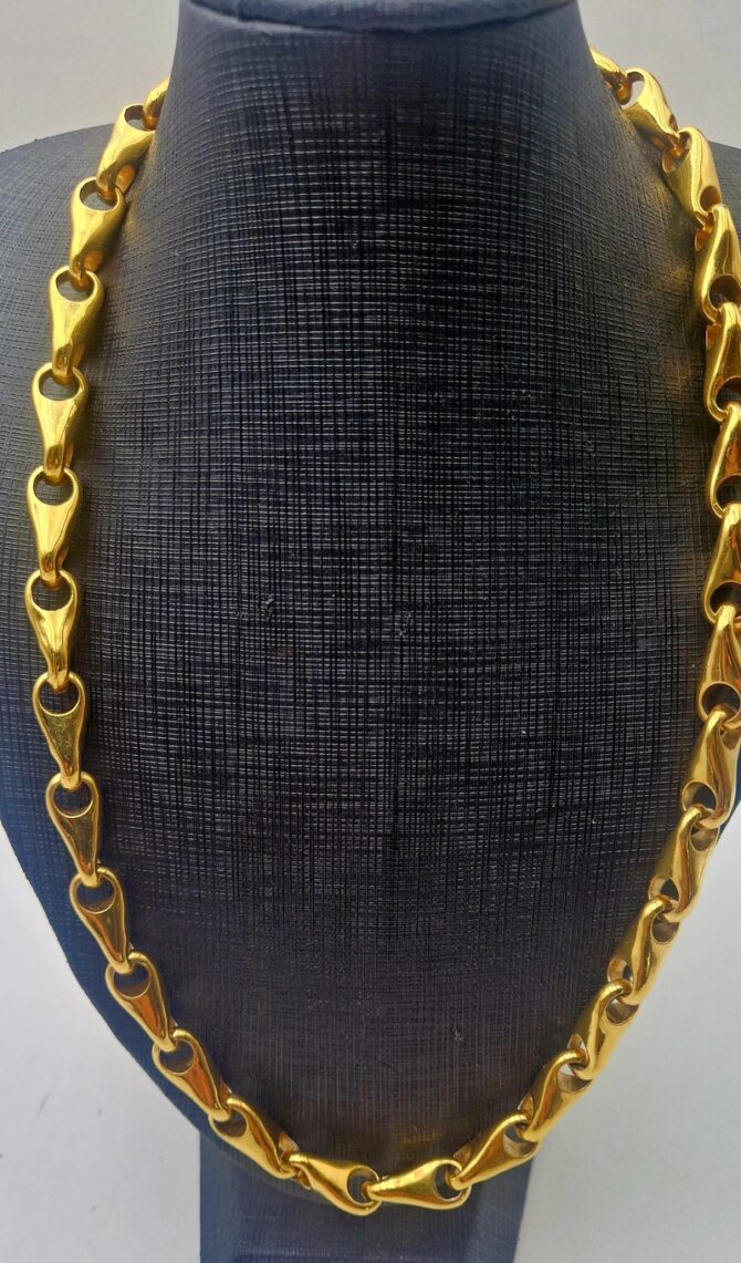collier-celine-vintage-58cm-vue-compète.jpg
