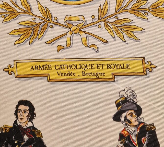 Carré en soie Armée Catholique et Royale Foulard LR – Image 2