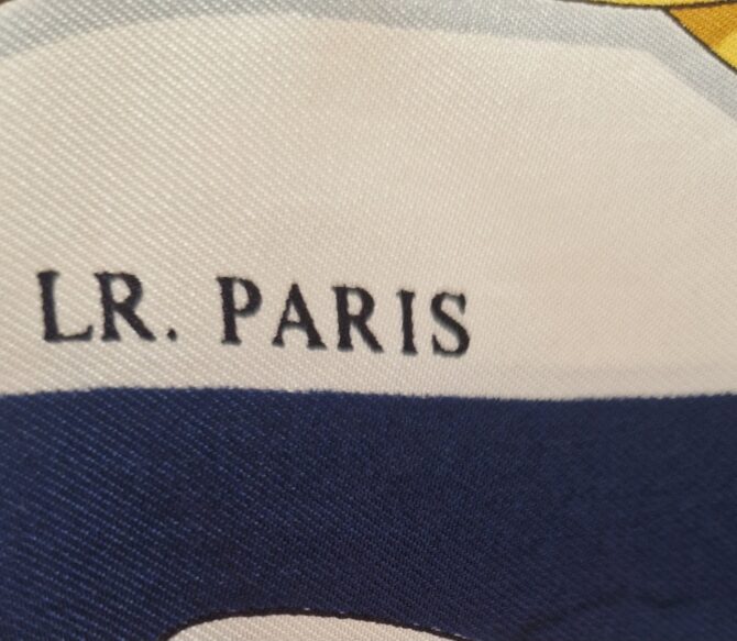 Carré en soie Armée Catholique et Royale Foulard LR – Image 3