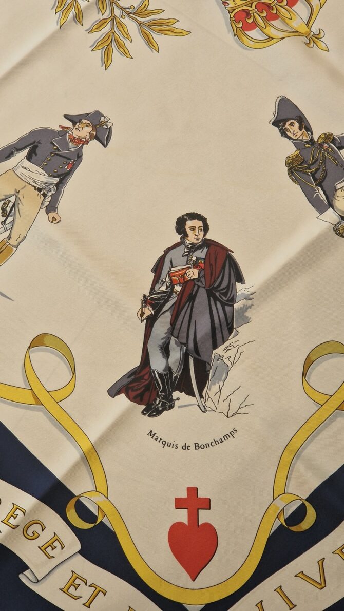Carré en soie Armée Catholique et Royale Foulard LR – Image 8