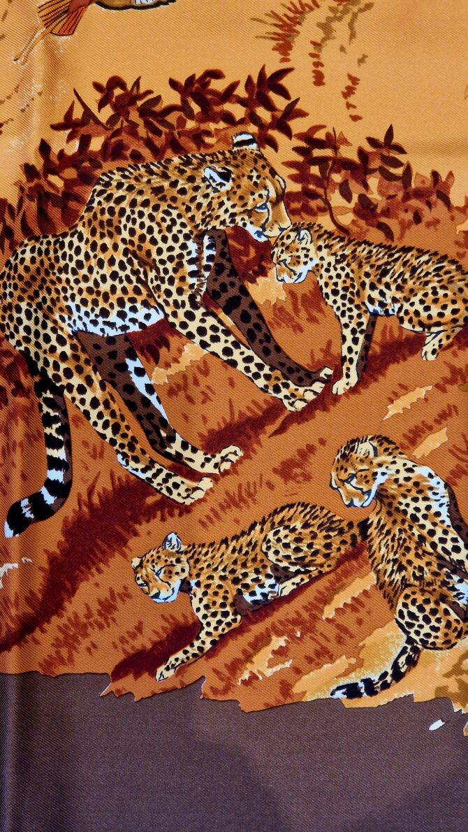Carré Hermès Africa par Robert Dallet  1997 Livré dans sa boîte – Image 2