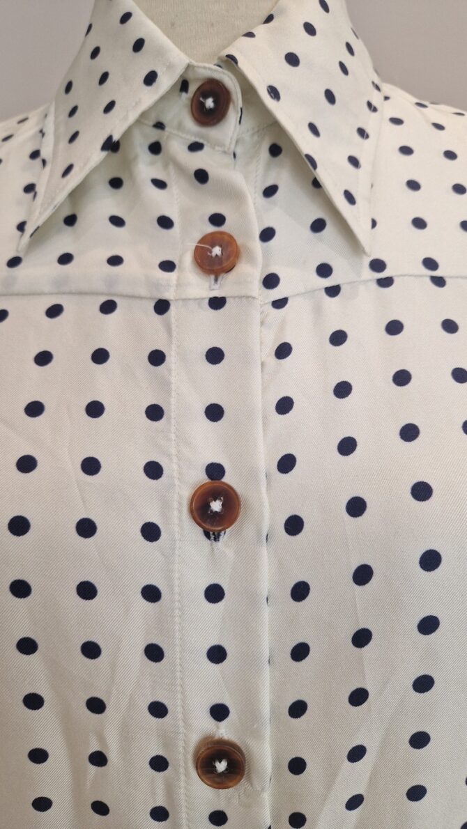 Robe chemise en soie à pois – La Prestic Ouiston Etat neuf, avec étiquettes buste