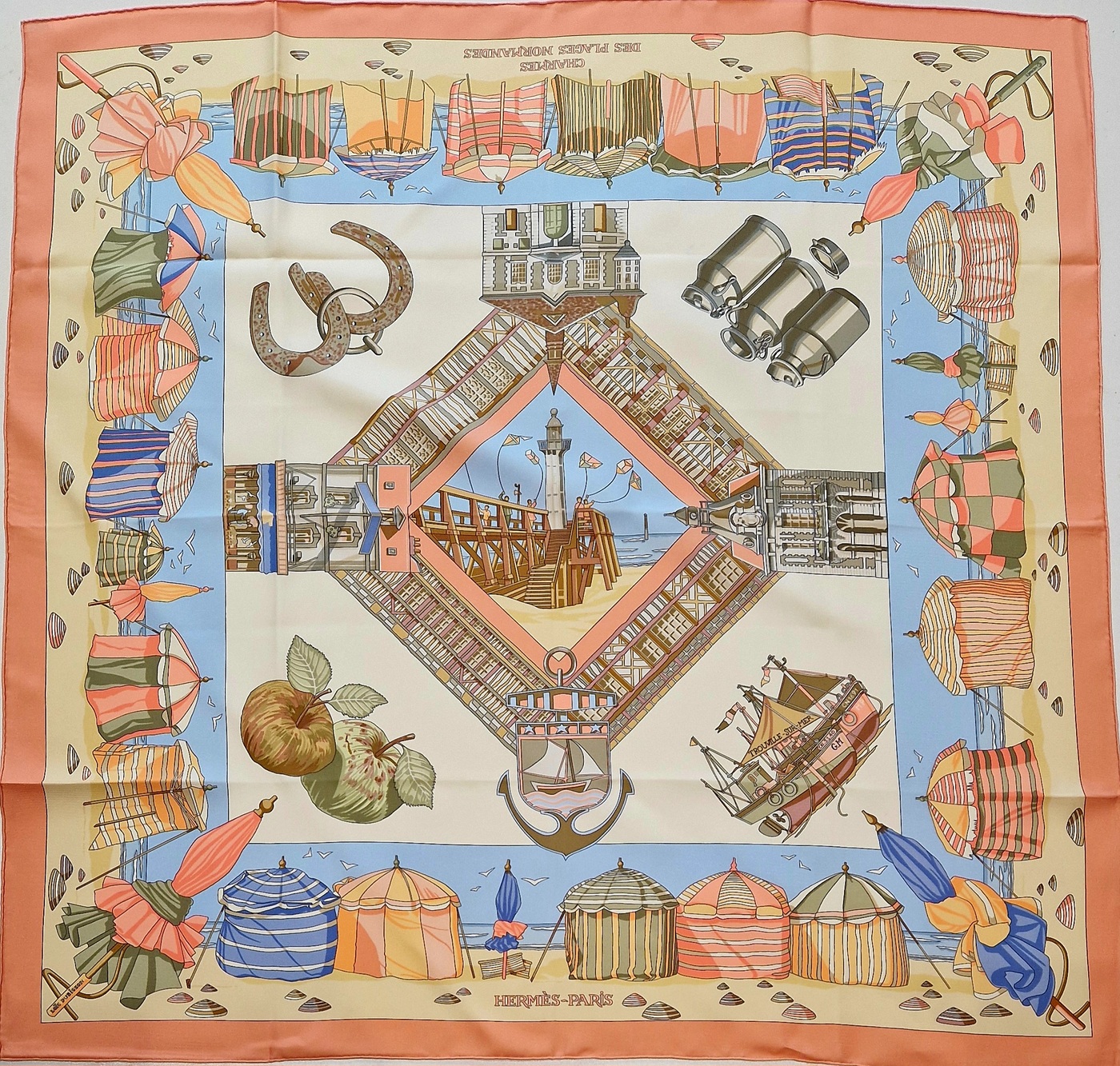 carré hermès charme des plages normandes