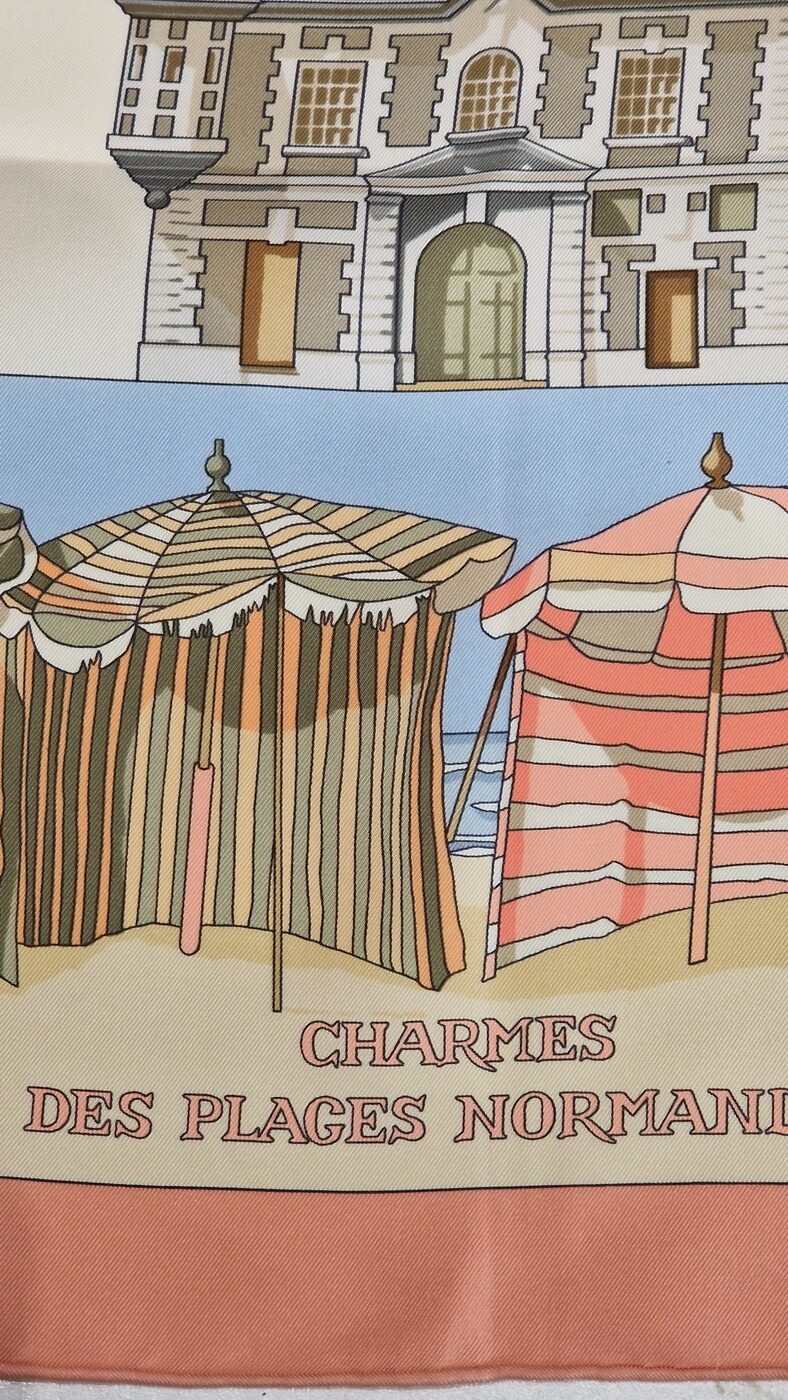 Foulard Hermès Charmes des plages normandes par Loic Dubigeon 1999 Etat neuf dans son emballage d'origine – Image 4