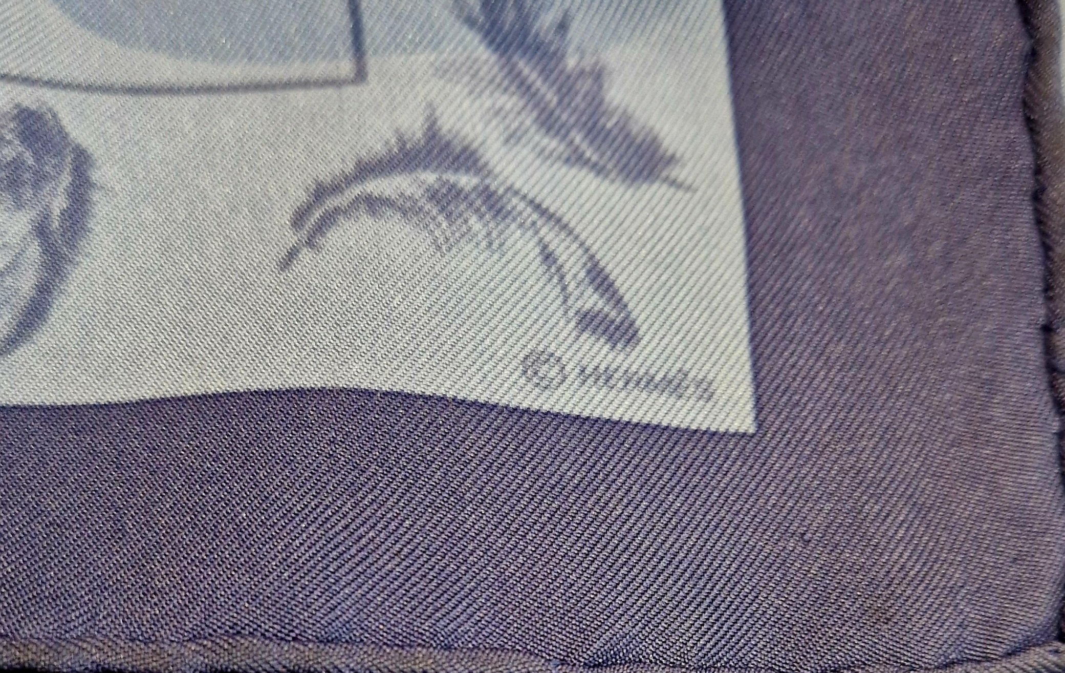 Pochette Hermès Les plumes par Henri de Linarès – Image 5