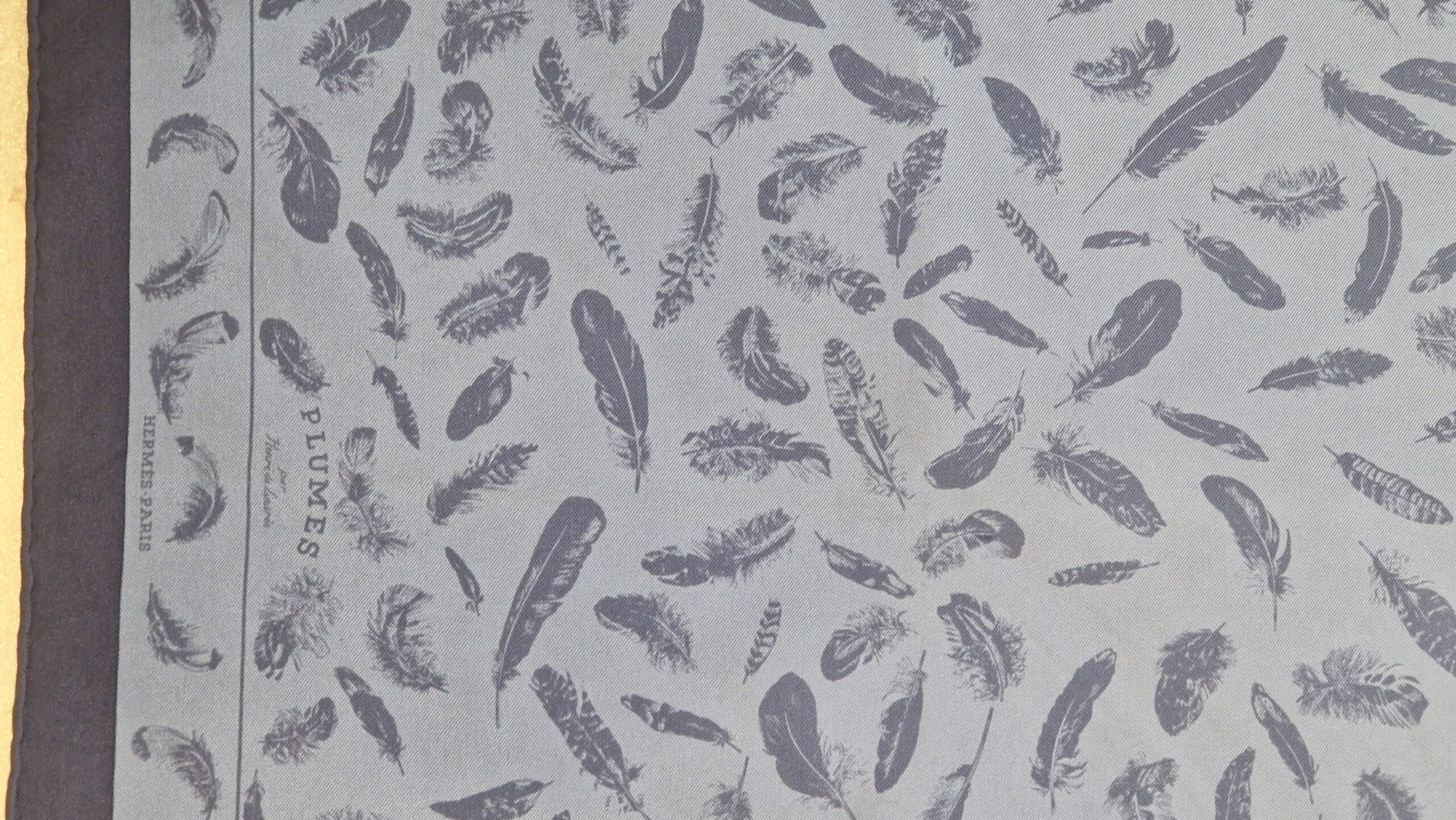 Pochette Hermès Les plumes par Henri de Linarès – Image 3