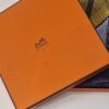carre hermès cent plis de miao dans sa boîte