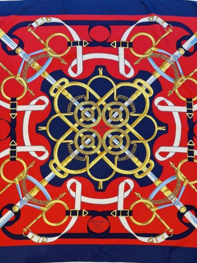 Carré Hermès Eperon d'or par Henri d'Origny 1974 livré dans sa boîte