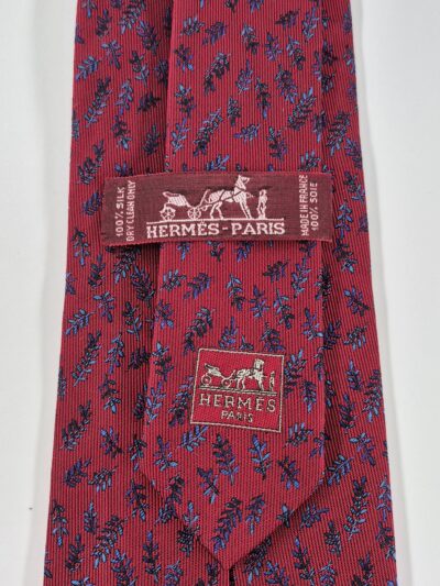cravate-hermes-feuille-soie-fleur-rouge-bleu-etiquett