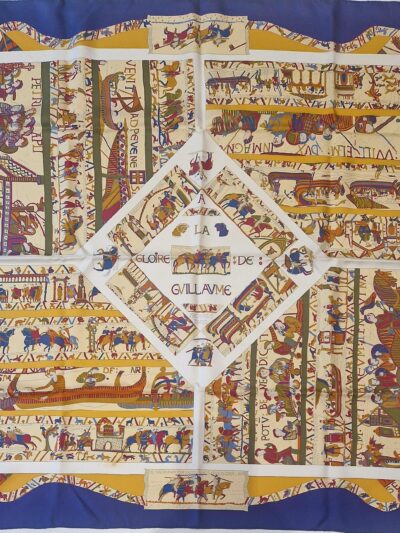 carré hermès a la gloire de guillaume vue d'ensemble