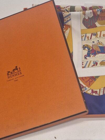 carré hermès a la gloire de guillaume boite